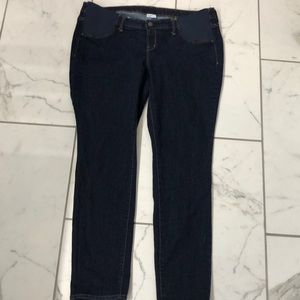 Old Navy Maternity Skinny Jean
